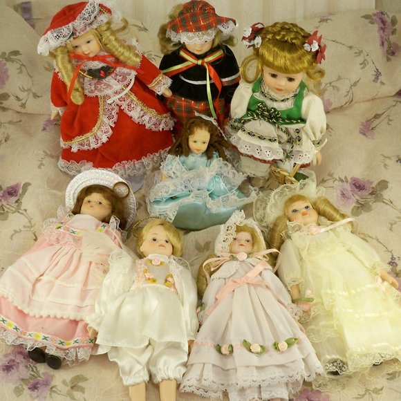 8 Porcelain Doll 3 W/Stand - Picture 1 of 3